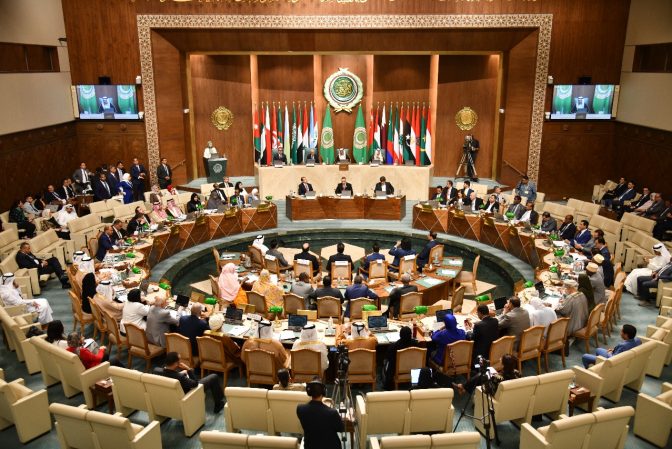 رئيس البرلمان العربي يدين تصريحات الاحتلال بشأن ضم الضفة ويصفها بانتهاك صارخ للقانون الدولي