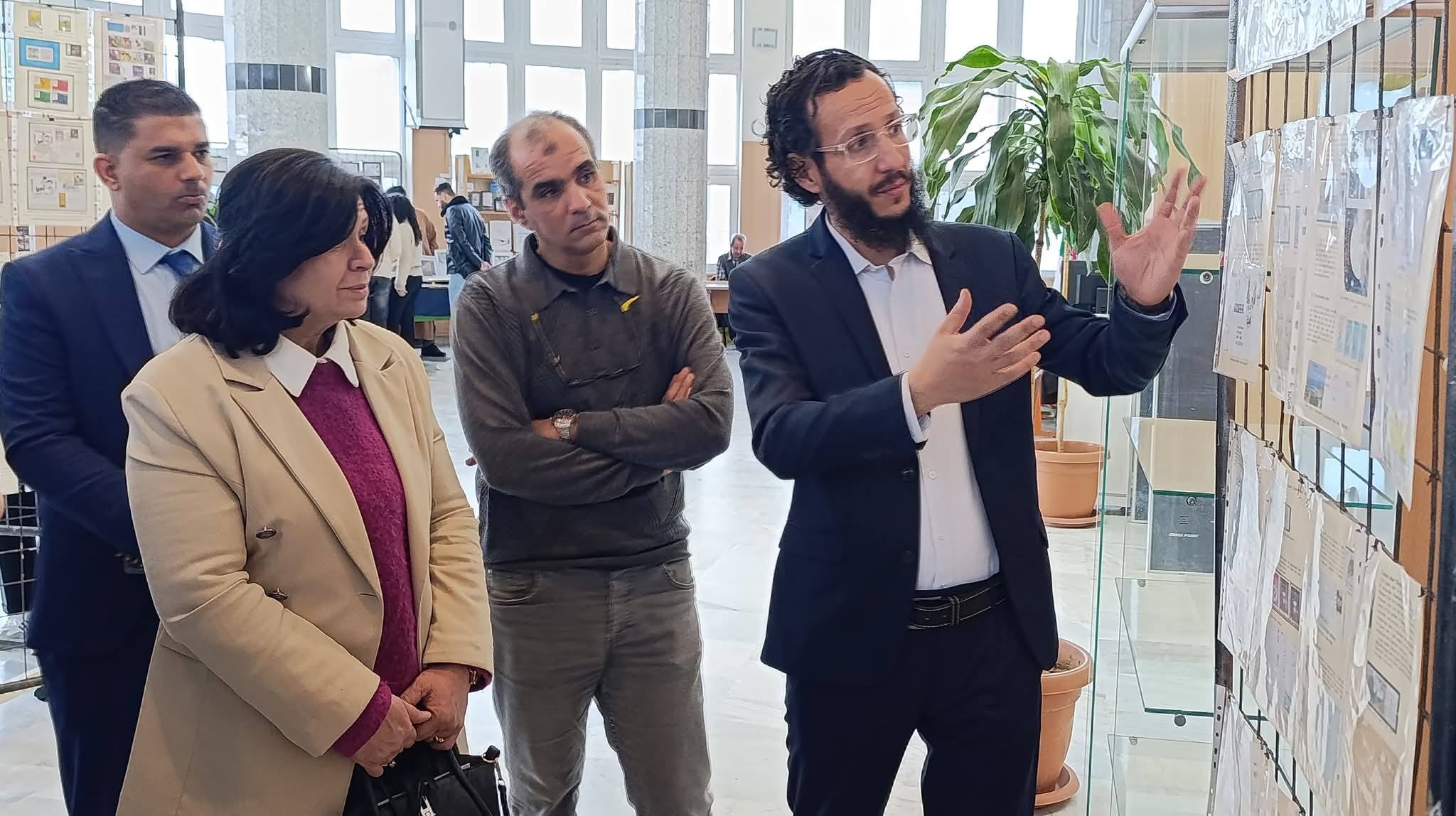 عنابة: انطلاق فعاليات ملتقى الربيع للطوابع والعملات 