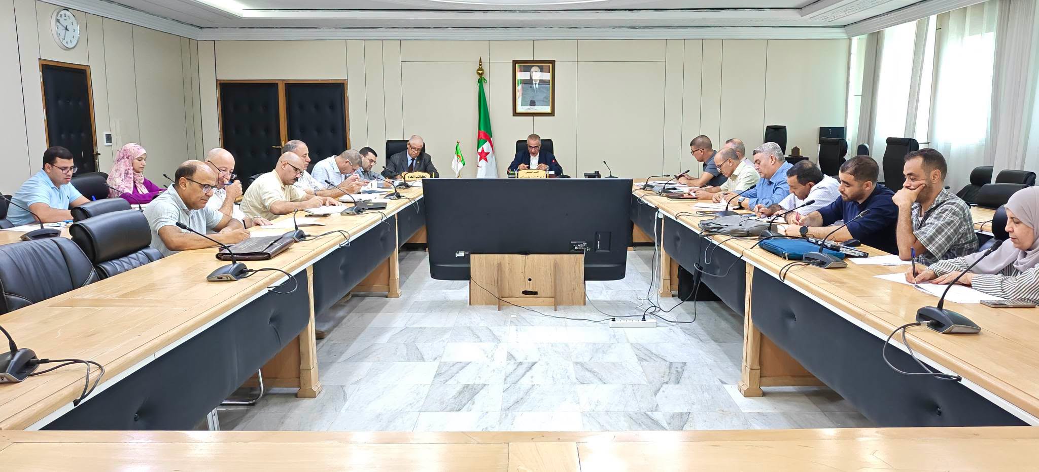 باتنة: جرد شامل للعقار الاقتصادي الموجه للاستثمار