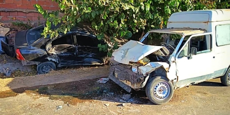 تيبازة: 7 جرحى في حادث اصطدام بين سيارتين بحجوط