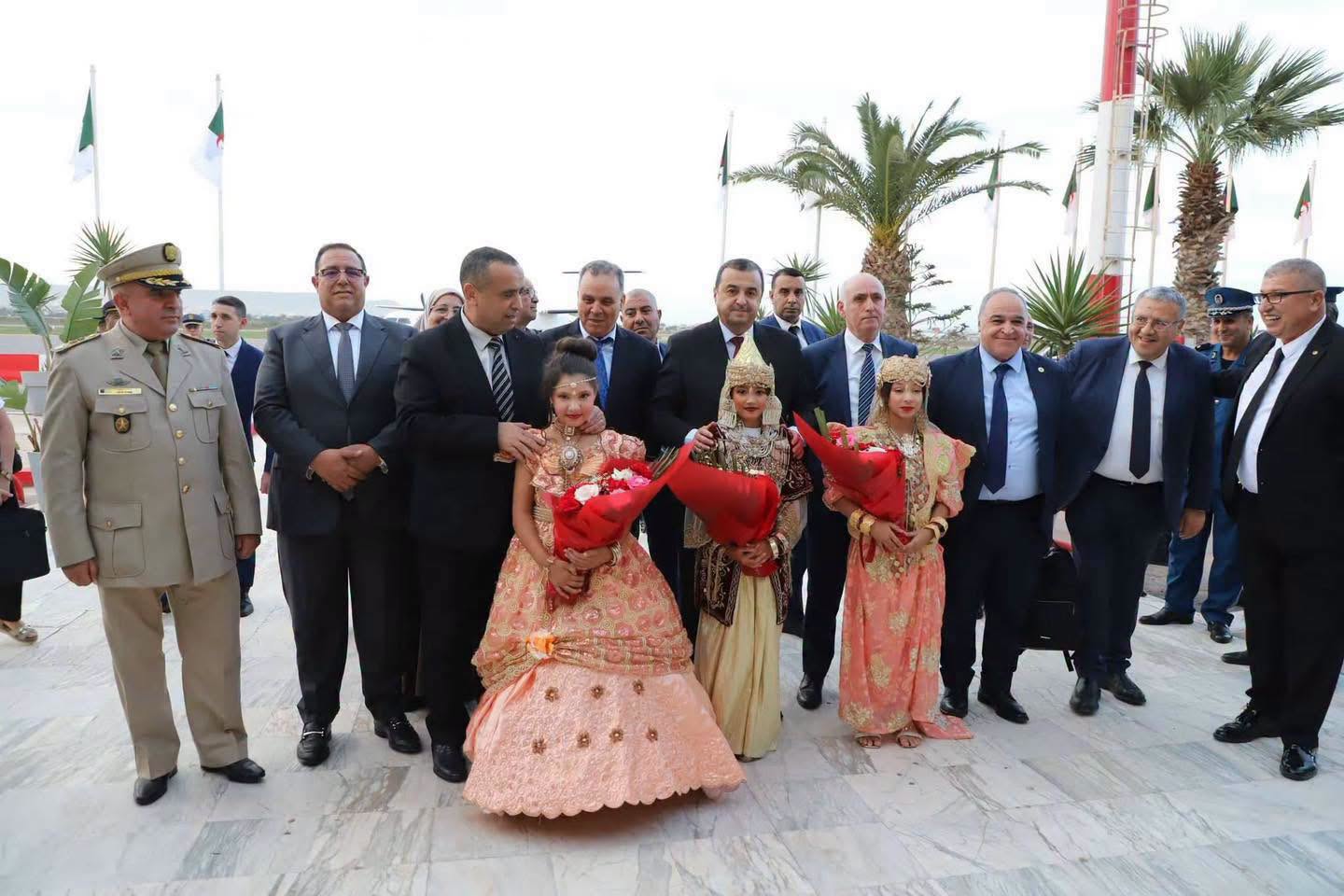 وهران: عرقاب يشرف على افتتاح الطبعة الـ14 لمعرض «ناباك 2026»